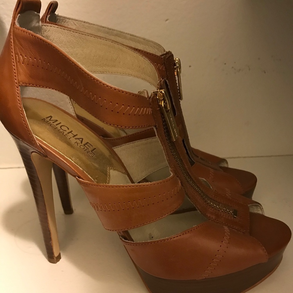 Michael Kors high heels - Picture 2 of 4